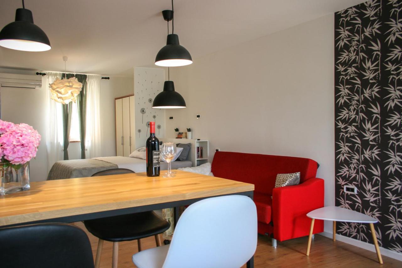 Pretty Little Thing Called Biska Apartment *